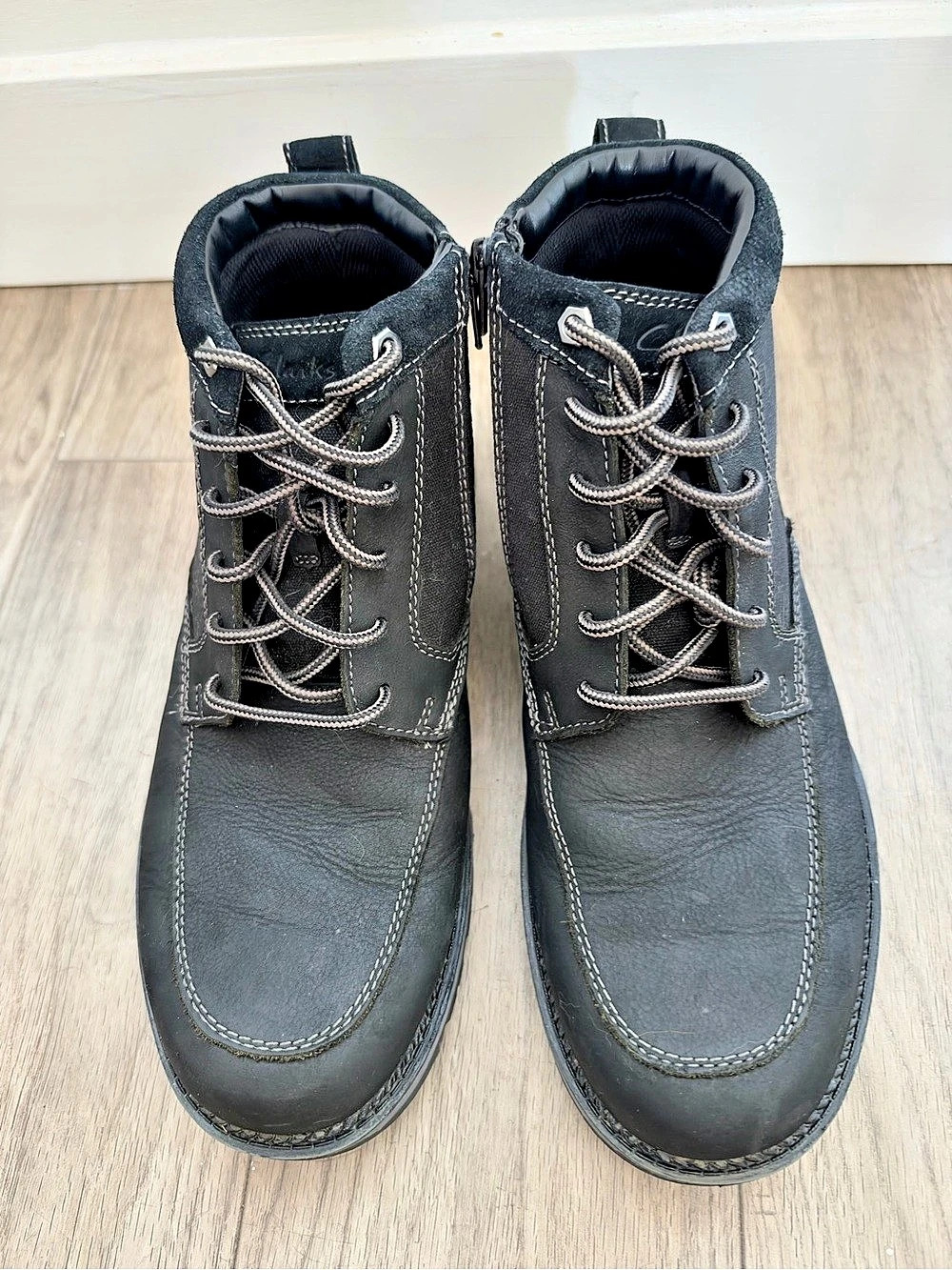 Clarks Maplewalk Rise Men’s Waterproof Leather Boots – Size 11